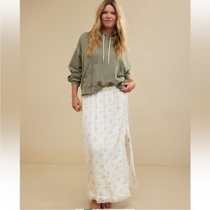 Aerie Cream Floral Maxi Skirt